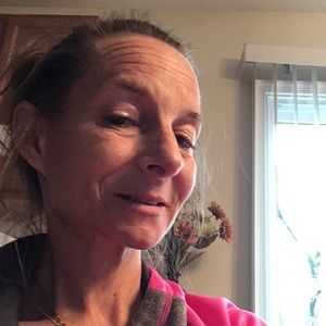 Meet your Posher, Stefanie